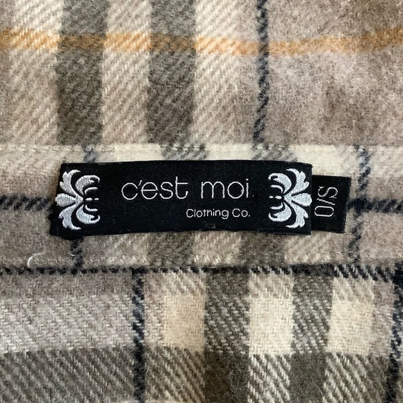 C'EST MOI Beige Plaid Shirt Jacket O/S - Picture 9 of 11